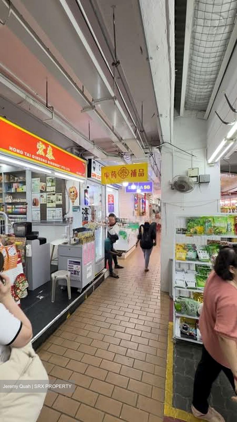 Yishun Street 22 (D27), Shop House #592841131